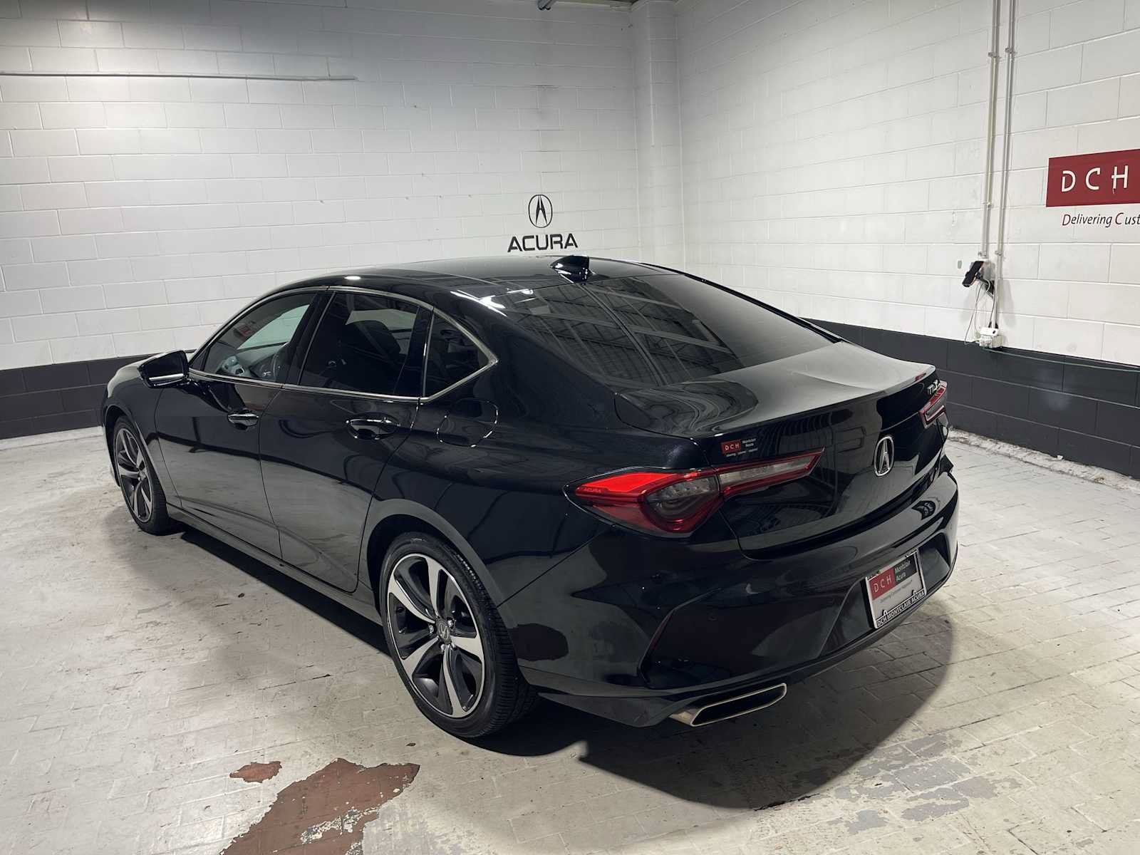 Certified 2024 Acura TLX w/ Technology Package FWD image 4