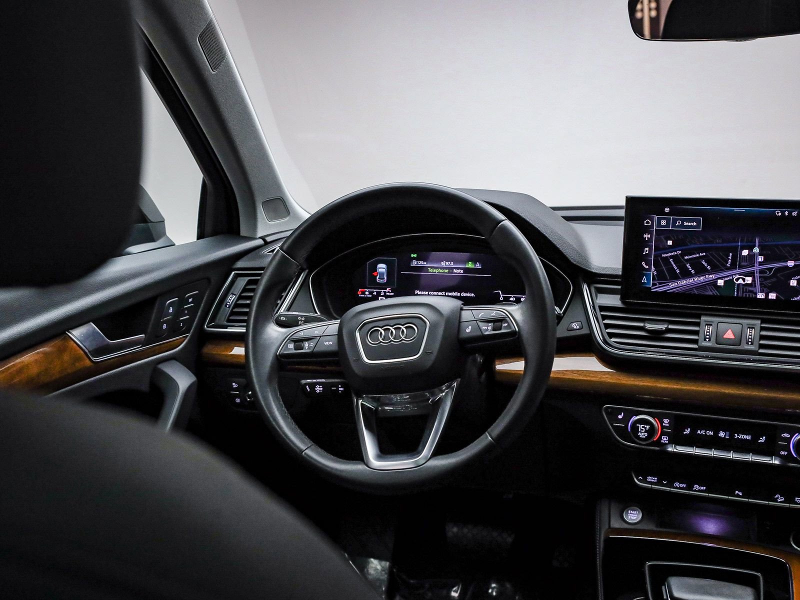 Used 2023 Audi Q5 2.0T Premium Plus w/ Premium Plus Package image 16