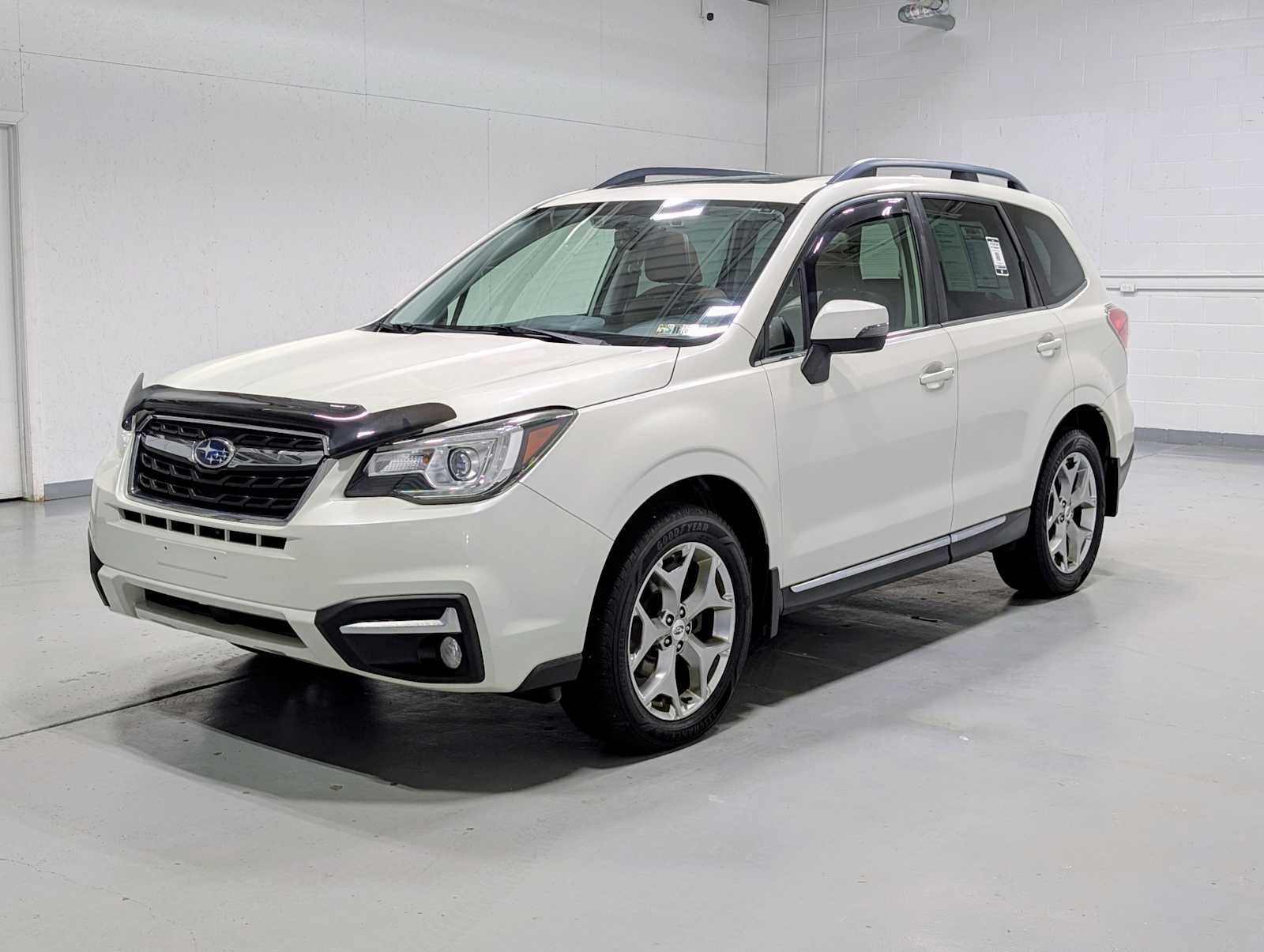 Used 2018 Subaru Forester 2.5i Touring w/ Popular Package #3B image 1