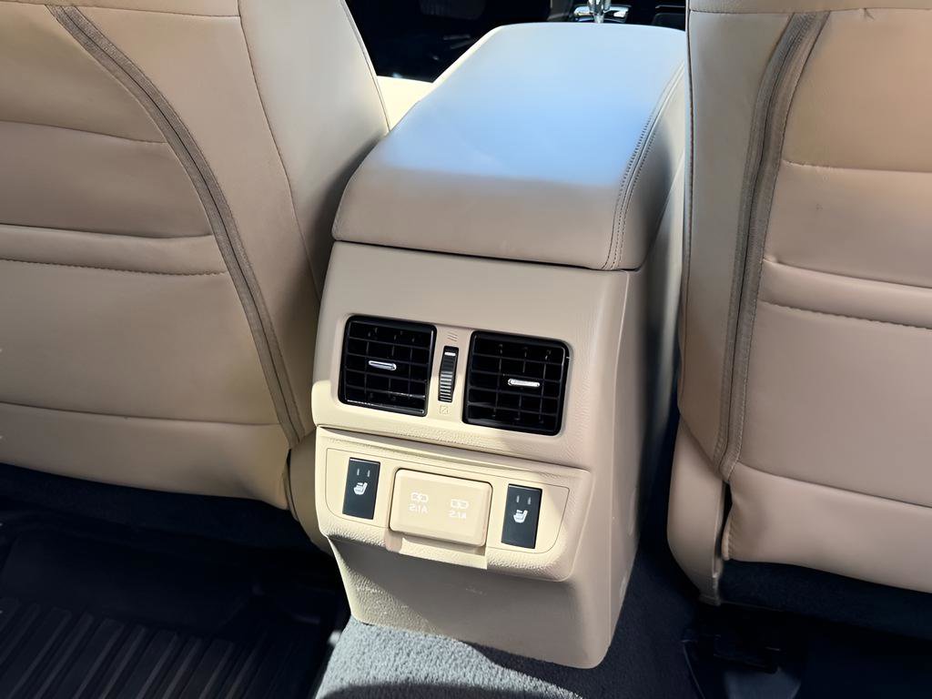 Used 2019 Subaru Outback 3.6R Limited w/ Popular Package #2 image 29