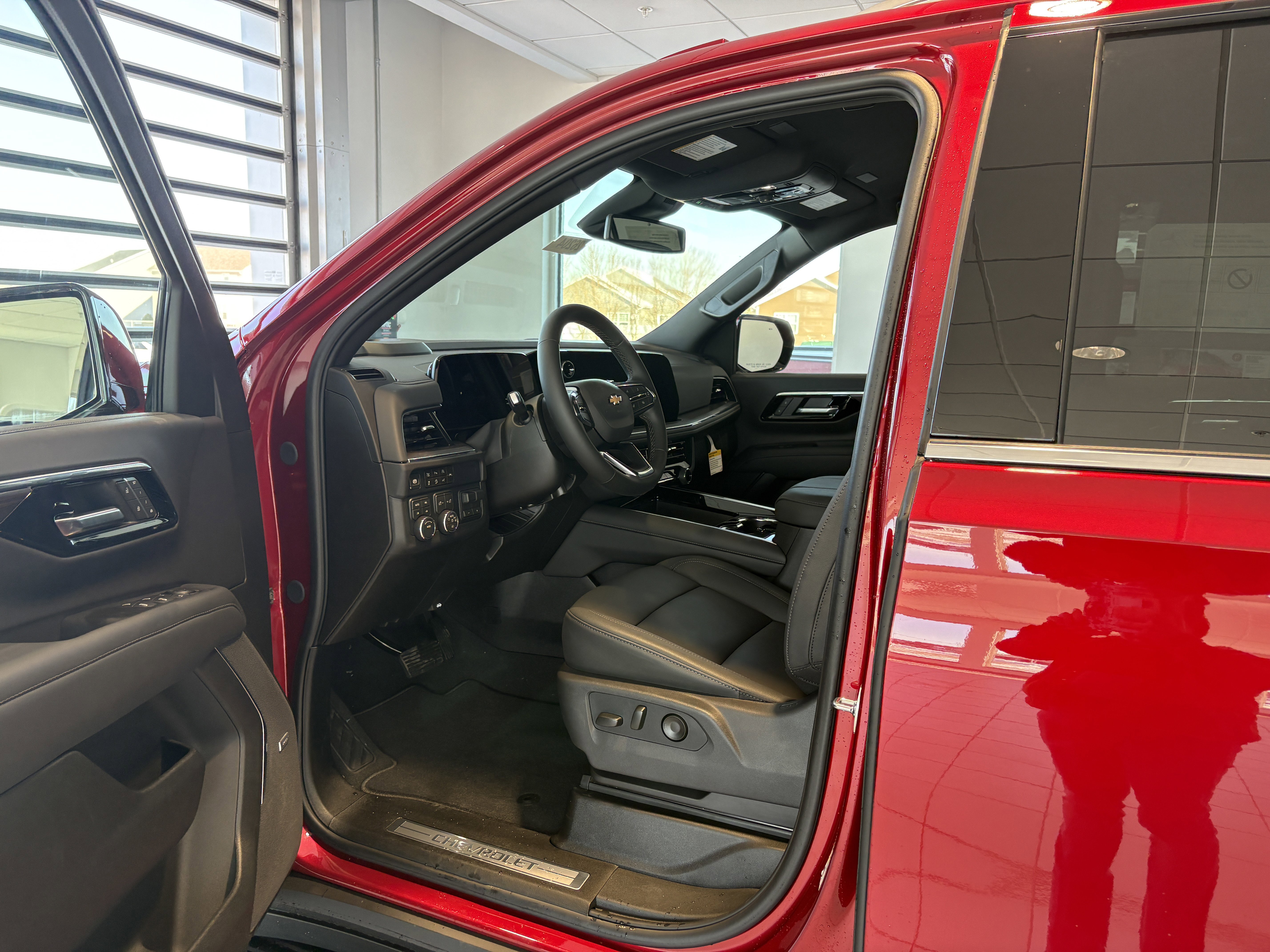 New 2026 Chevrolet Tahoe LT image 9