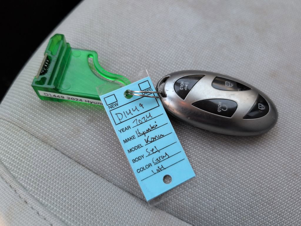 Used 2024 Hyundai Kona SEL AWD/4WD image 13