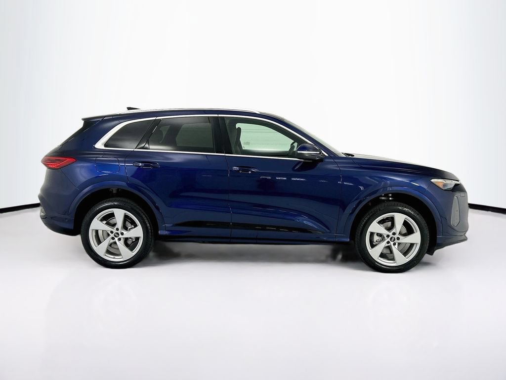 New 2026 Audi Q5 Premium AWD/4WD image 4