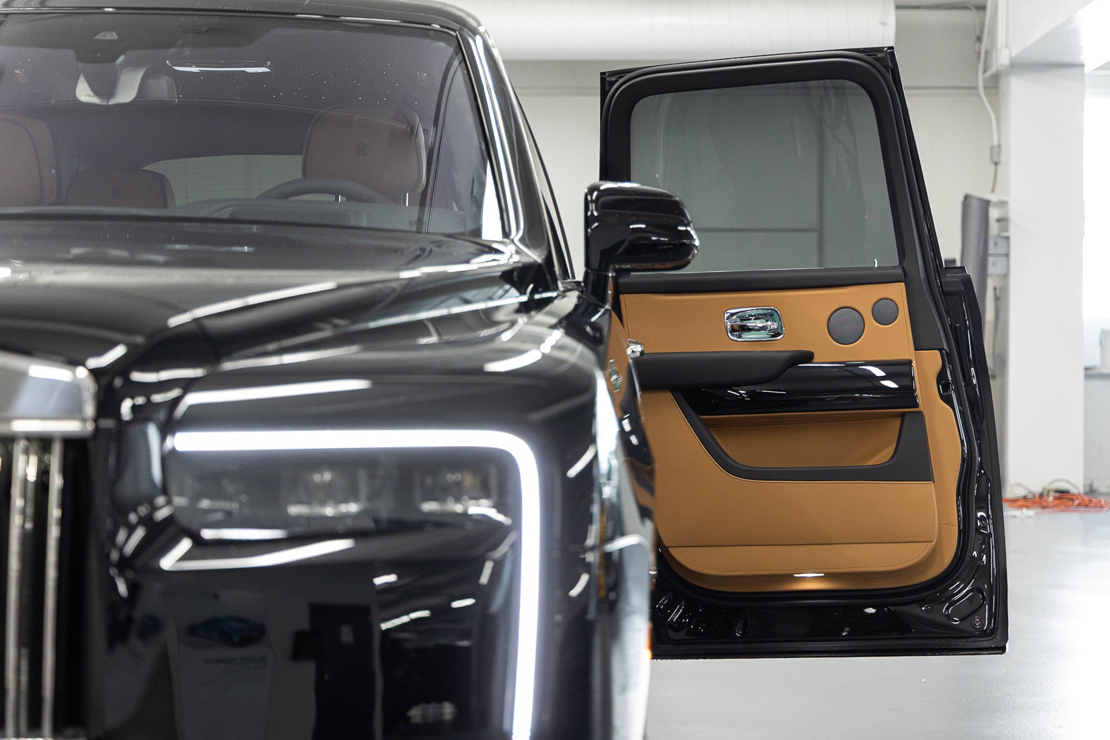 New 2027 Rolls-Royce Cullinan AWD/4WD image 25