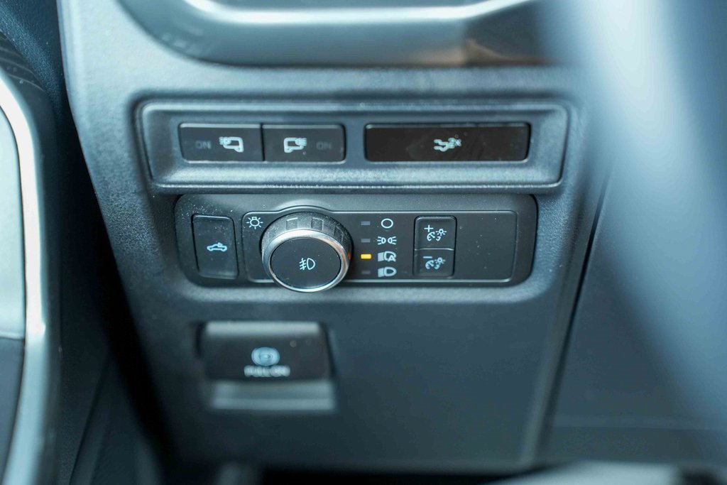 Used 2022 Ford F150 XLT w/ Equipment Group 302A High image 27