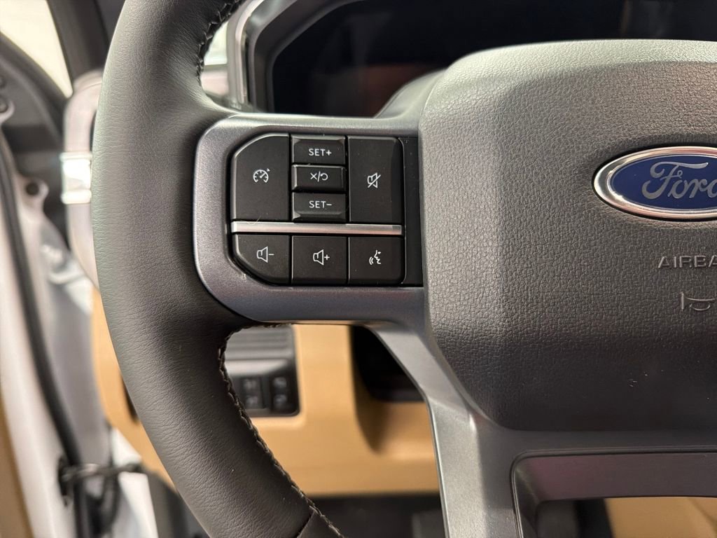 New 2026 Ford F250 Lariat w/ Chrome Package image 19