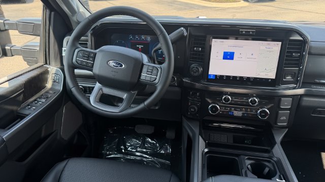 New 2026 Ford F350 Lariat w/ Black Appearance Package AWD/4WD image 16