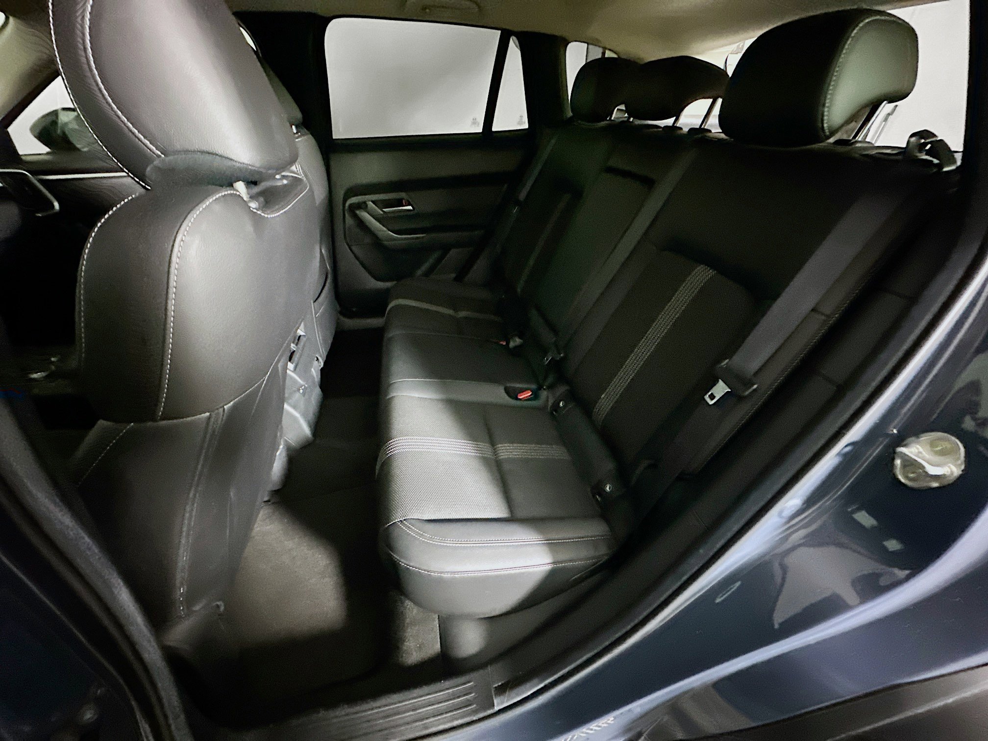 Used 2025 MAZDA CX-50 AWD 2.5 S w/ Premium Package image 27