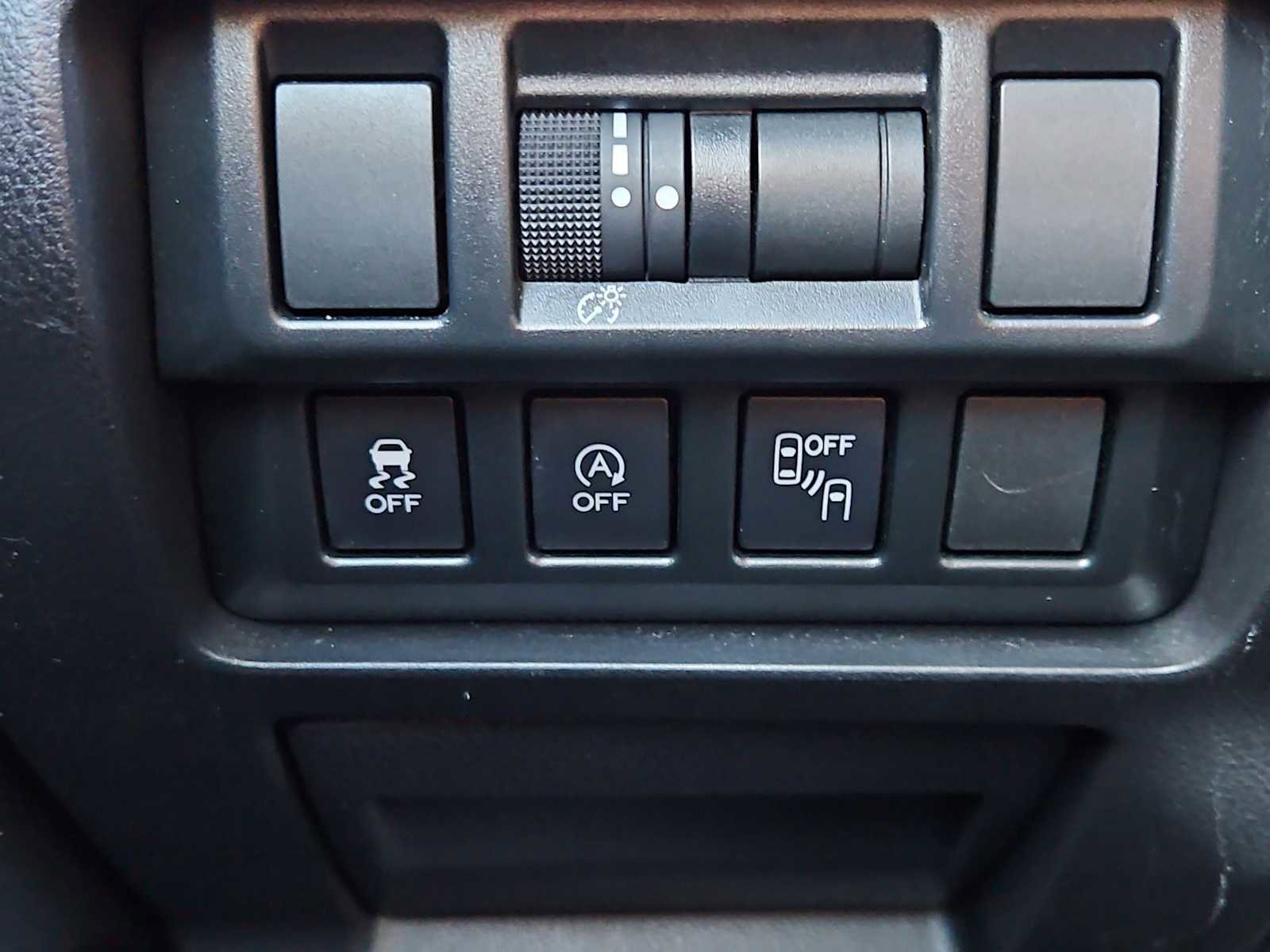 Used 2022 Subaru Crosstrek 2.5i Sport w/ Moonroof Package image 10