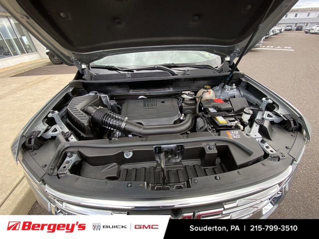 Certified 2023 GMC Acadia SLE w/ Driver Convenience Package image 33