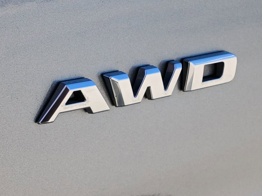 Certified 2024 Cadillac XT4 Premium Luxury AWD/4WD image 21