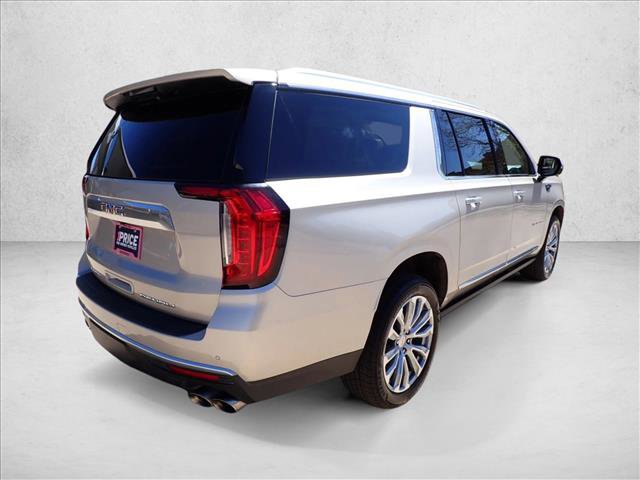 Used 2023 GMC Yukon XL Denali AWD/4WD image 4