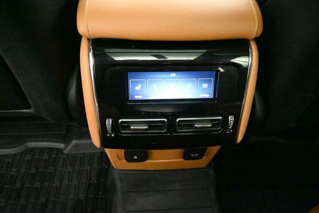 Certified 2023 Lincoln Aviator Black Label Grand Touring w/ Class IV Trailer Tow Package AWD/4WD image 24
