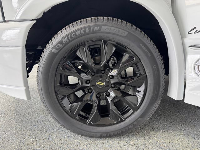 New 2026 Chevrolet Express 2500 Extended w/ Driver Convenience Package RWD image 28