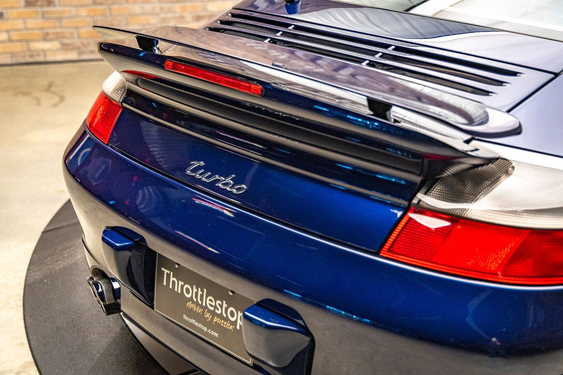 Used 2002 Porsche 911 Turbo image 35