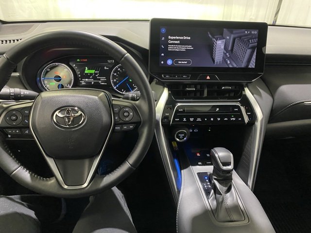 Certified 2024 Toyota Venza Nightshade image 18