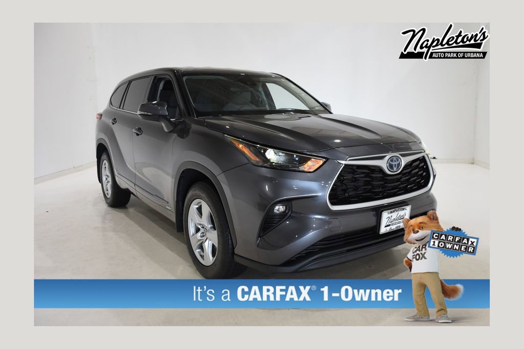 Used 2022 Toyota Highlander LE