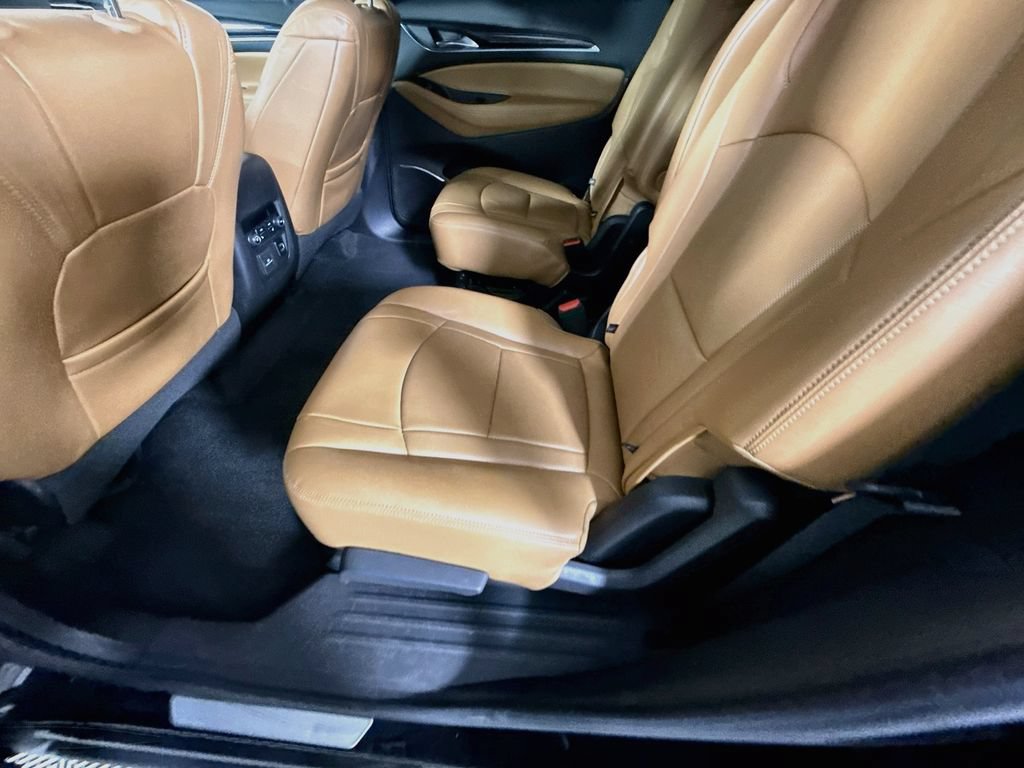 Used 2018 Buick Enclave Premium AWD/4WD image 29