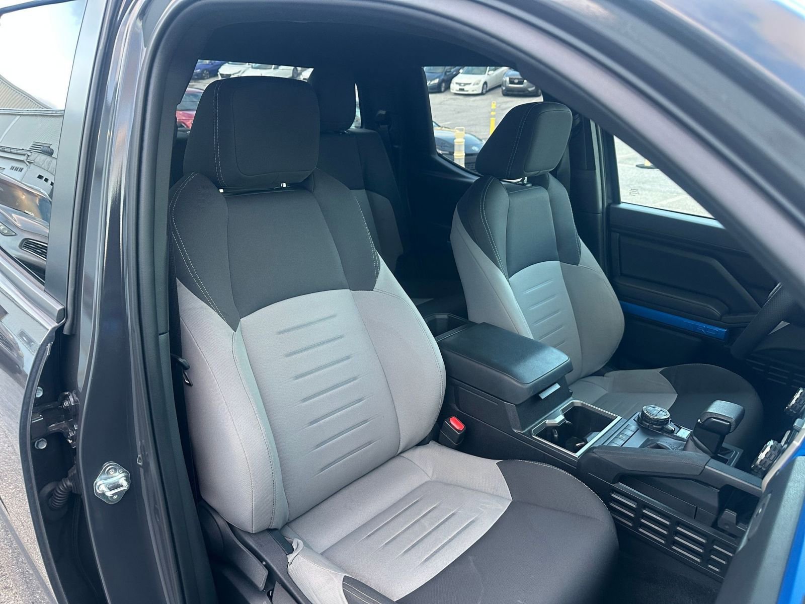 Used 2025 Toyota Tacoma TRD Off-Road image 34