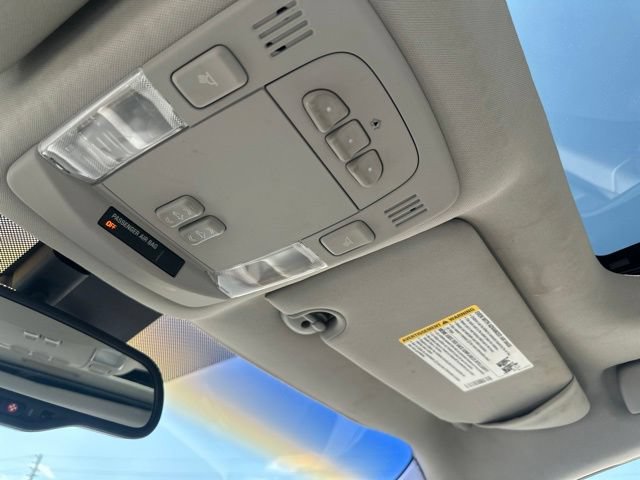 Used 2006 Buick Lucerne CXL w/ Luxury Package FWD image 38