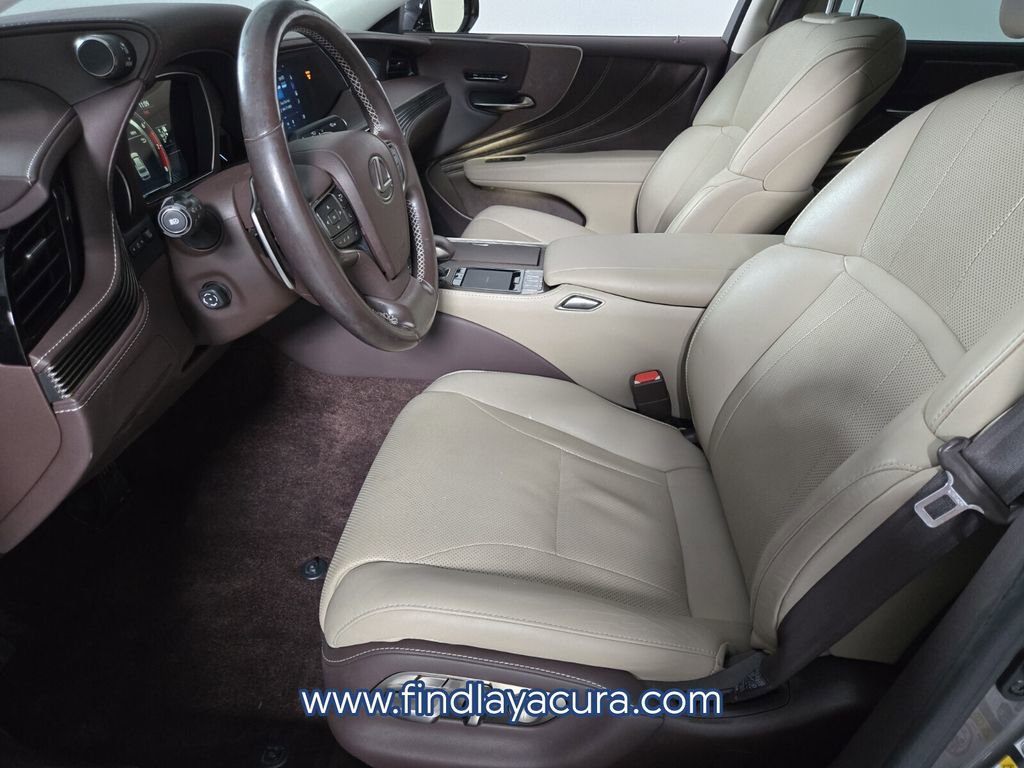 Used 2018 Lexus LS 500 AWD w/ Accessory Package (Z2) image 15