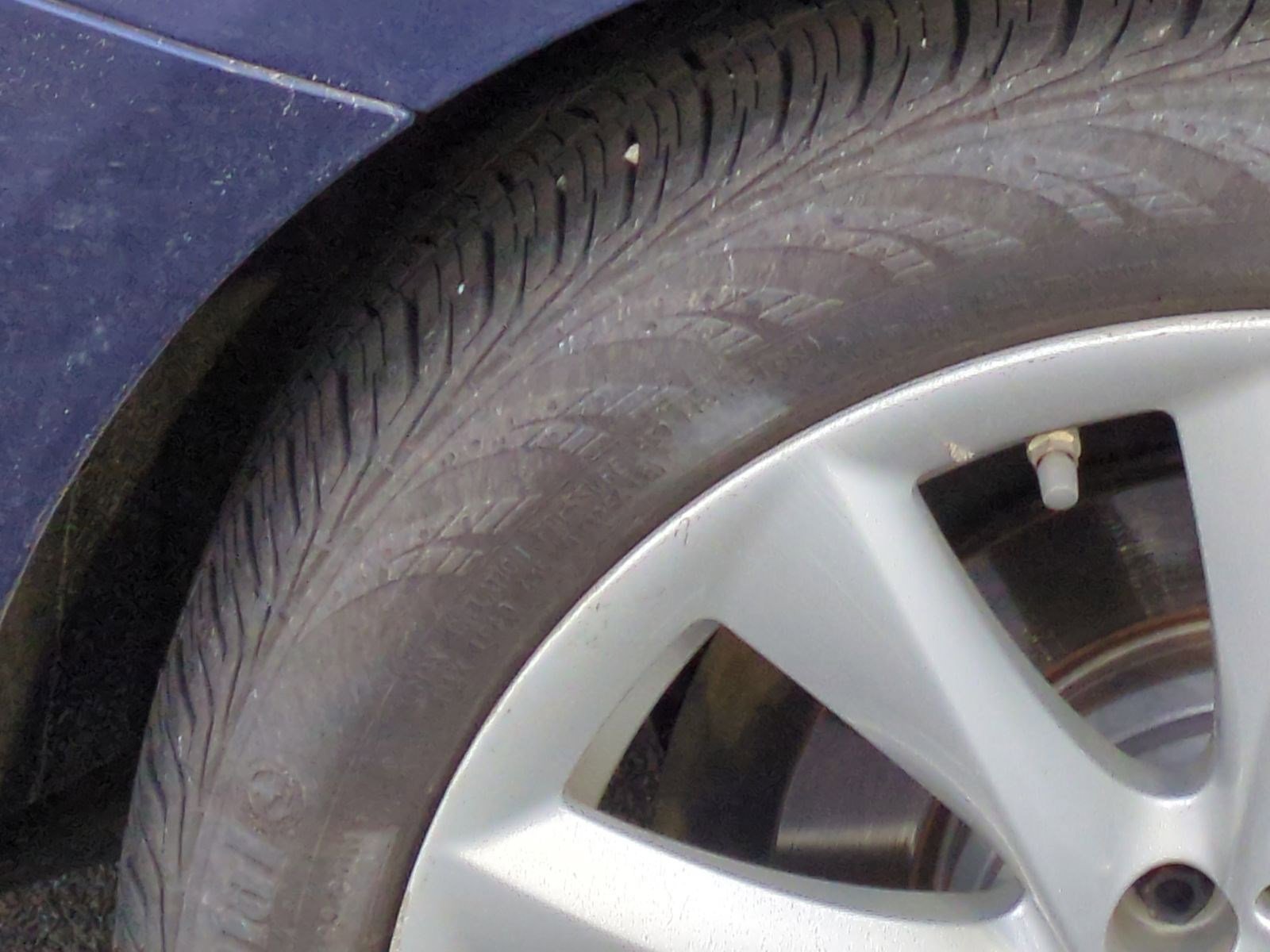 Used 2018 BMW 320i xDrive Sedan image 12