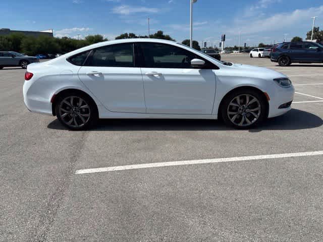 Used 2015 Chrysler 200 S FWD image 6
