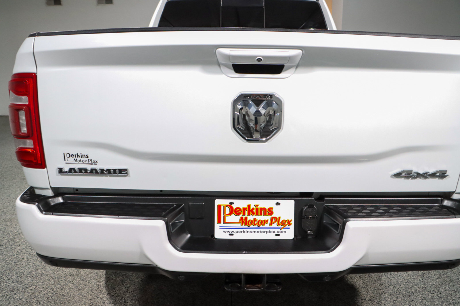 Used 2024 RAM 2500 Laramie AWD/4WD image 8
