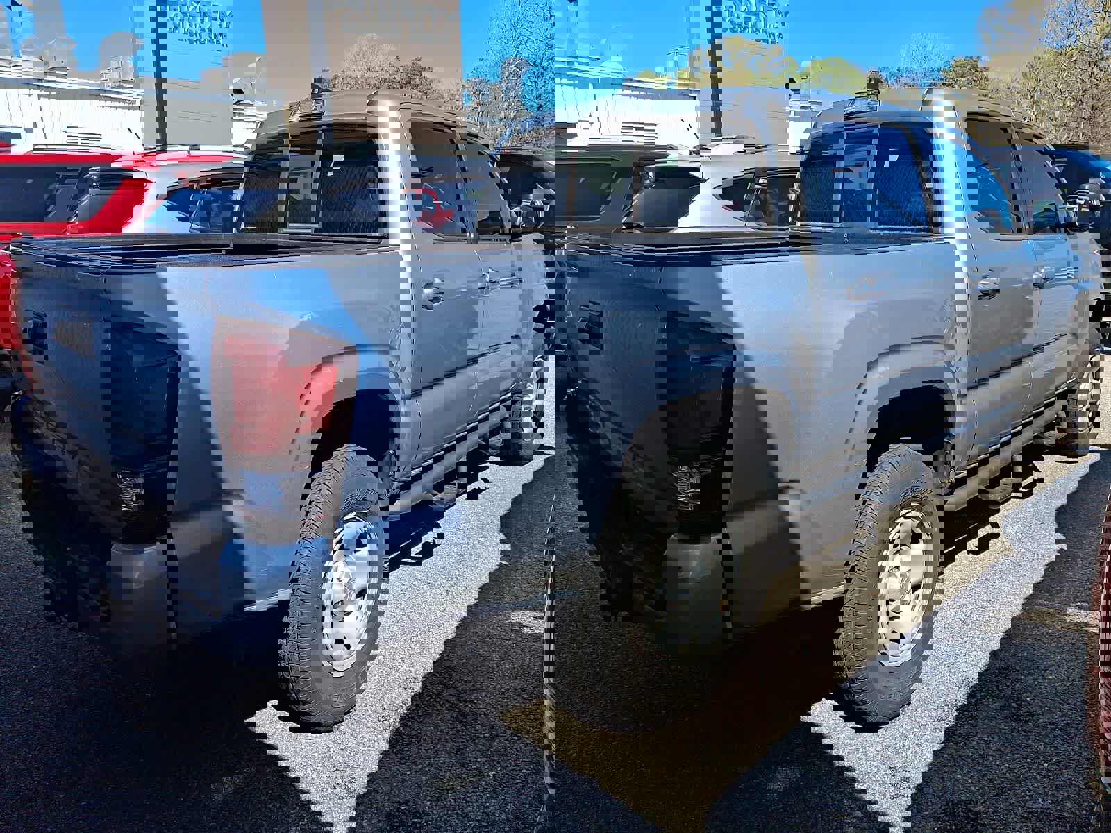 Used 2019 Toyota Tacoma SR w/ SR Convenience Package image 3