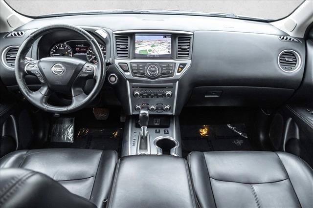 Used 2019 Nissan Pathfinder SL w/ SL Premium Package AWD/4WD image 21