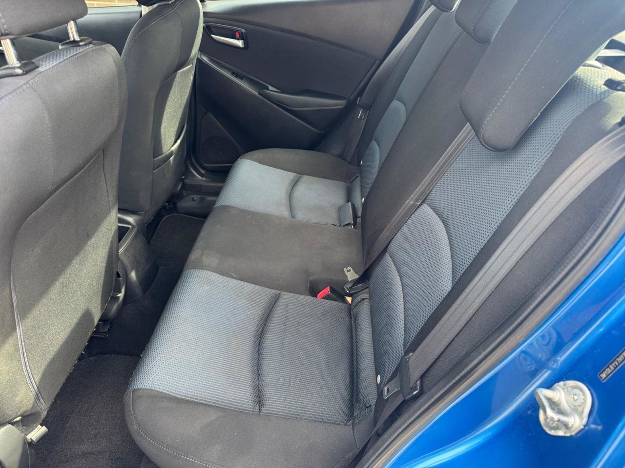 Used 2017 Toyota Yaris iA image 6