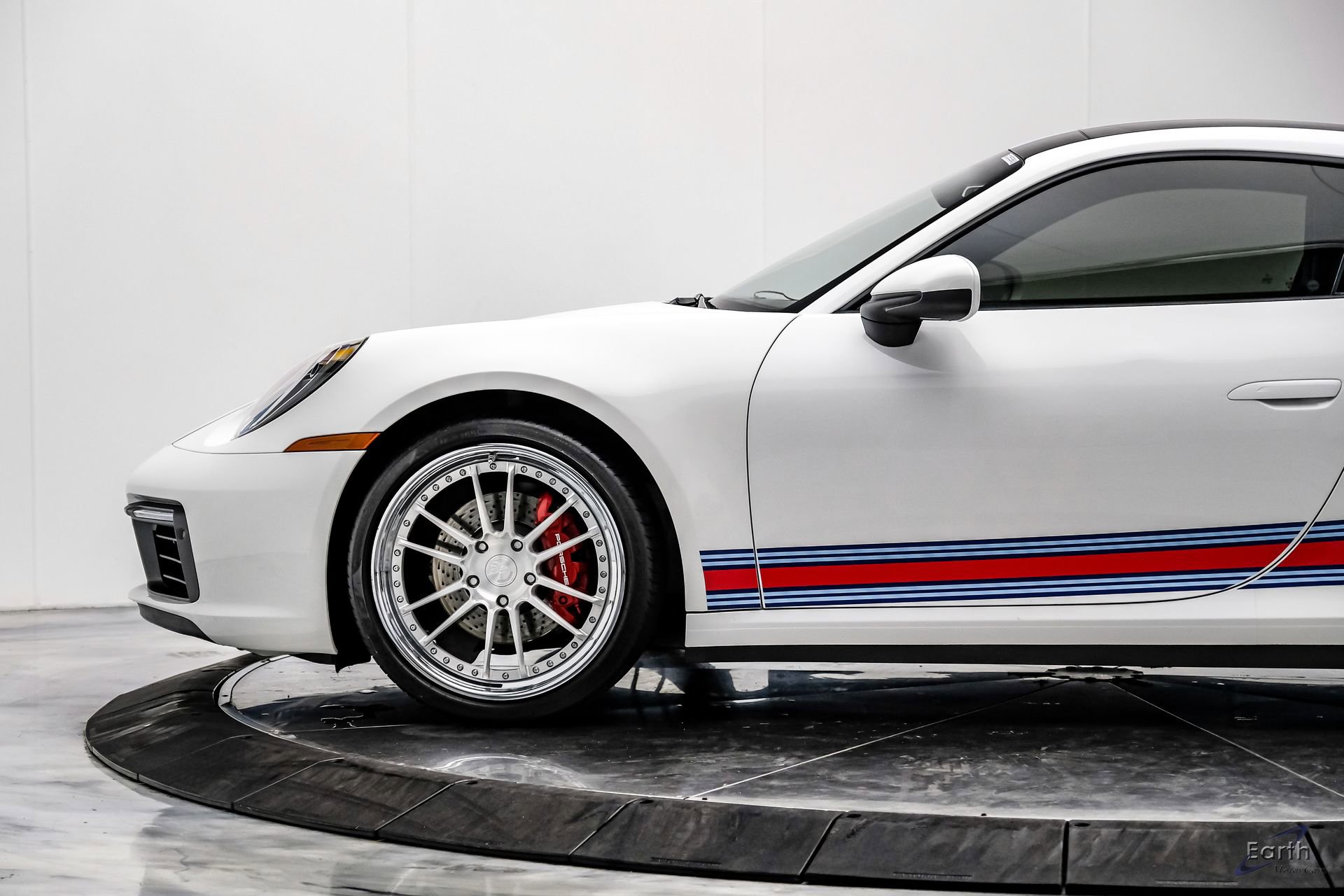 Used 2020 Porsche 911 Carrera RWD image 10
