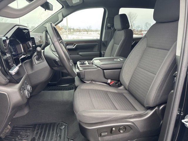 Used 2022 Chevrolet Silverado 1500 LT image 10