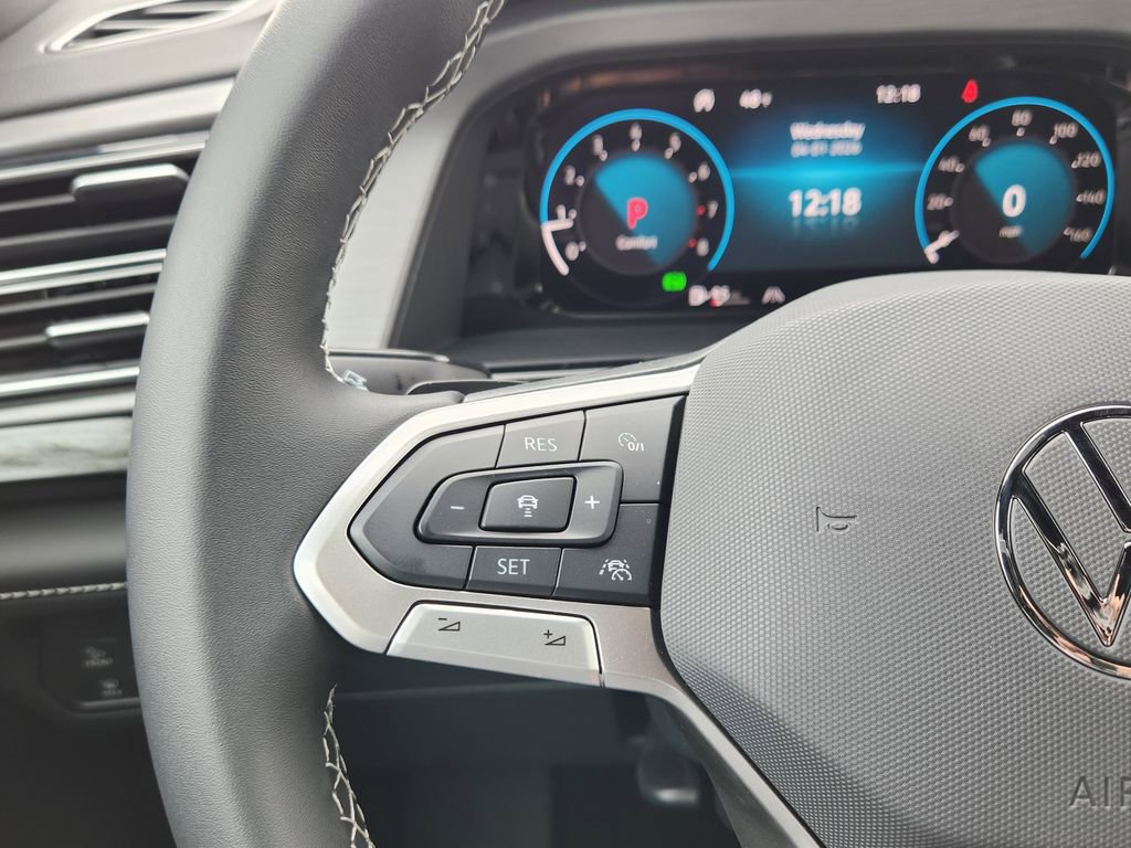New 2026 Volkswagen Atlas Cross Sport SE AWD/4WD image 17