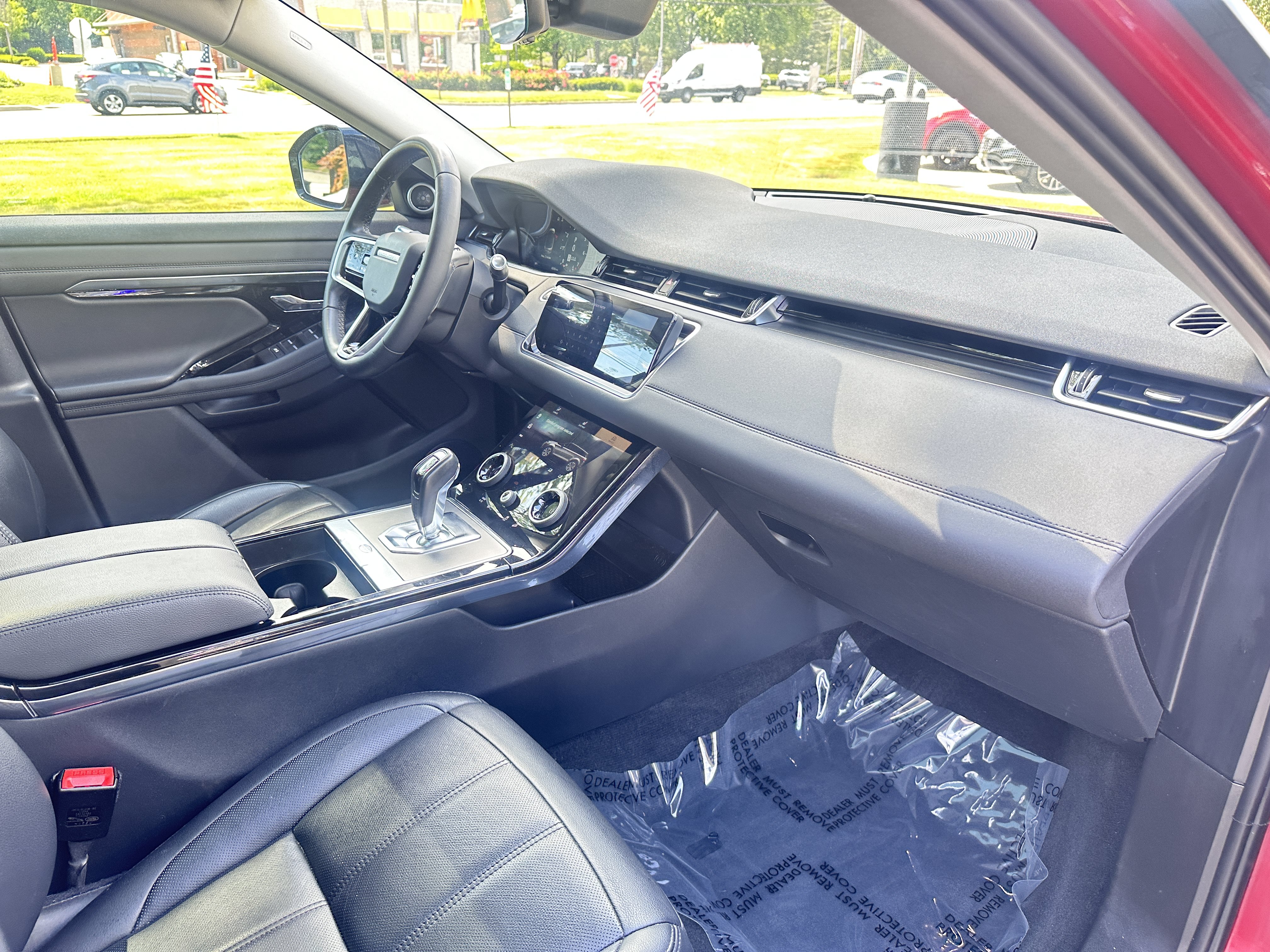 Used 2022 Land Rover Range Rover Evoque S AWD/4WD image 35