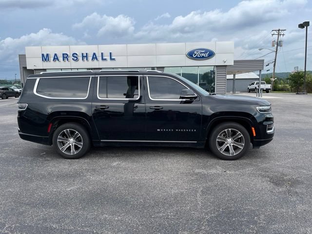 Used 2024 Jeep Grand Wagoneer L 4WD image 2