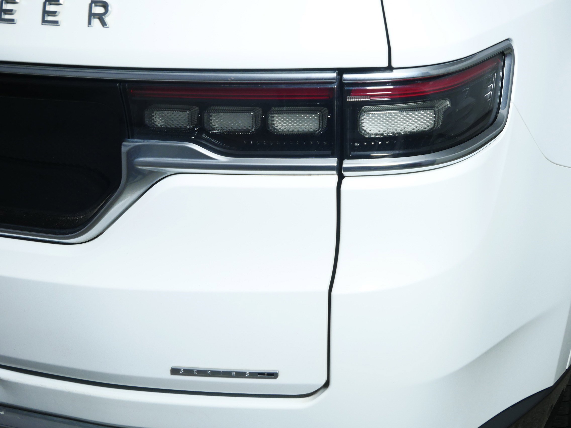 Used 2022 Jeep Grand Wagoneer Series I image 17