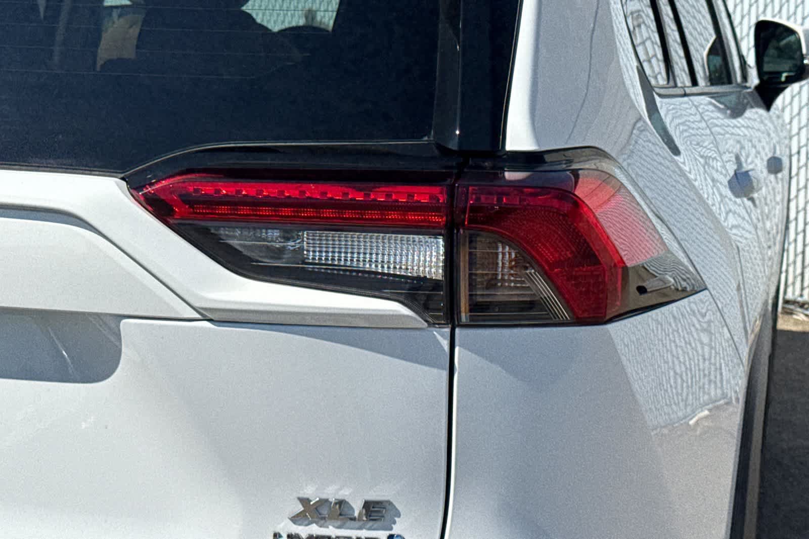 Used 2023 Toyota RAV4 XLE w/ Convenience Package AWD/4WD image 21