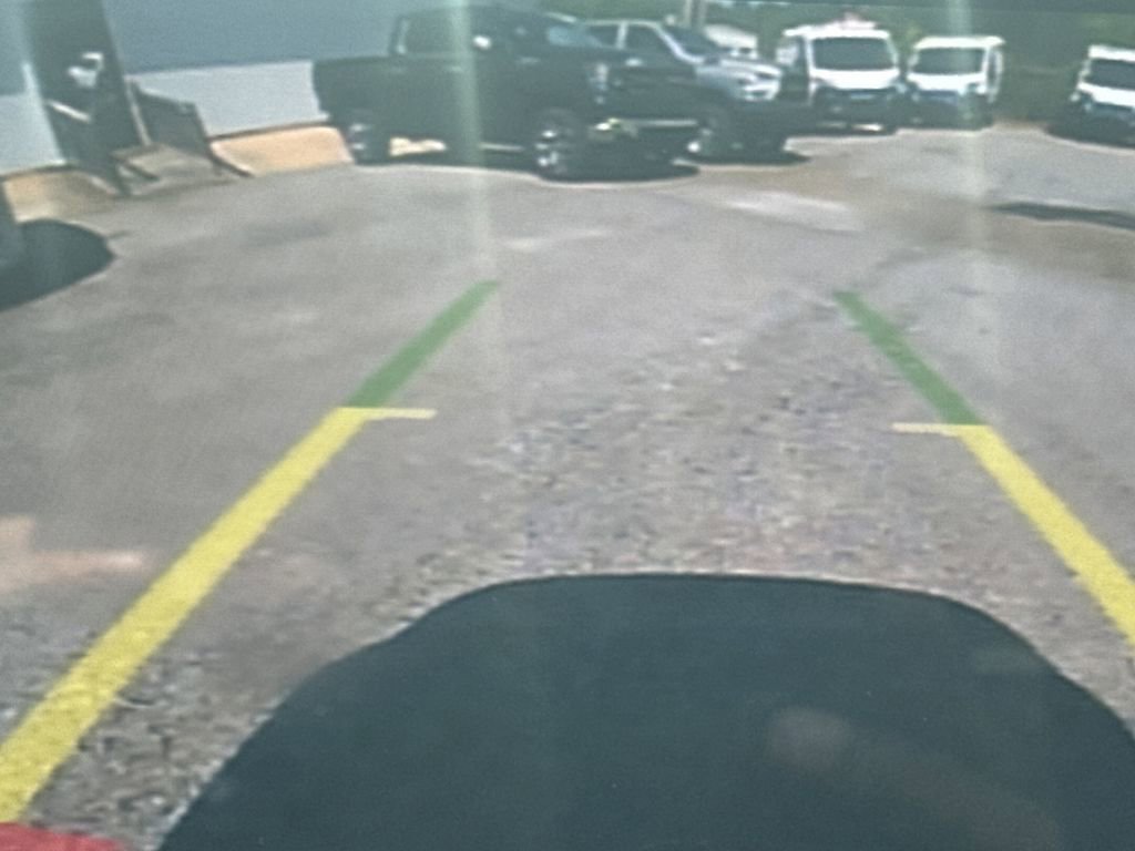 Used 2023 Chrysler Pacifica Touring-L FWD image 30