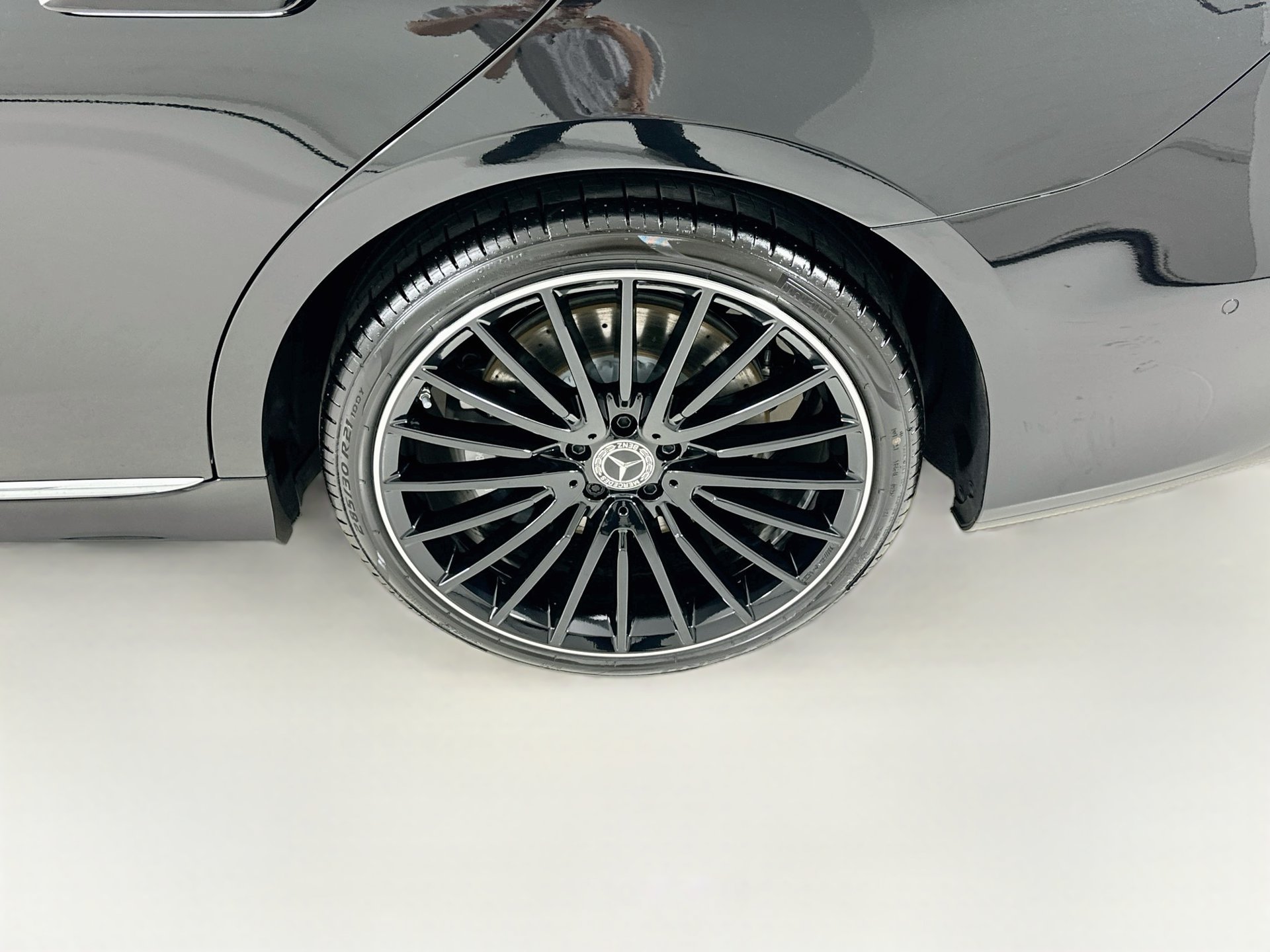 New 2027 Mercedes-Benz S 580 4MATIC Sedan image 35