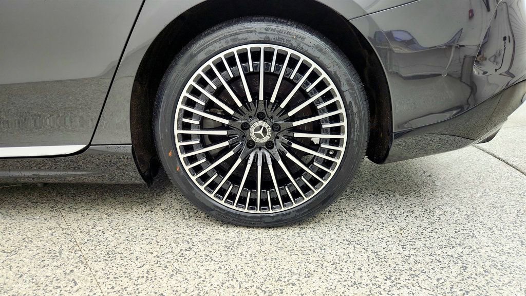 Used 2023 Mercedes-Benz EQS 450+ 4MATIC Sedan w/ AMG Line Exterior Package image 9