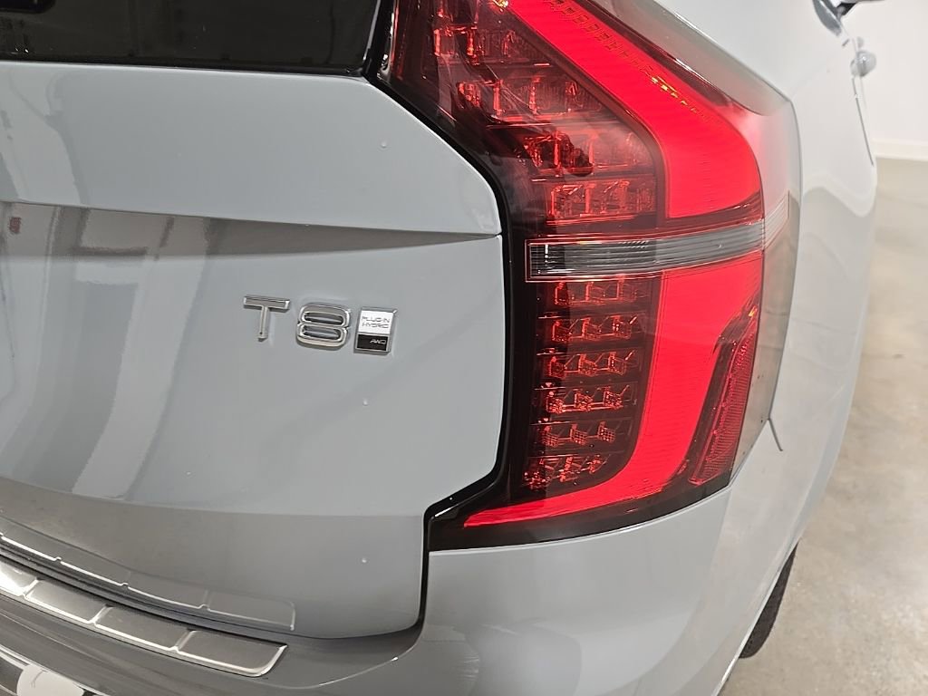 New 2026 Volvo XC90 T8 Plus w/ Protection Package Premier image 10