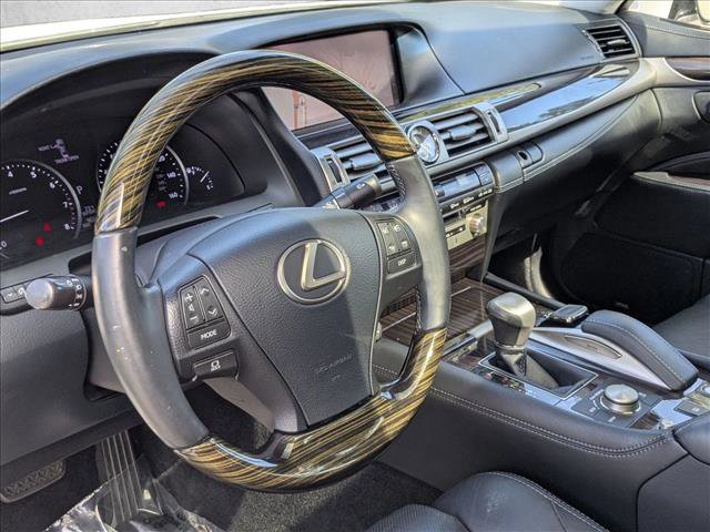 Used 2017 Lexus LS 460 w/ Comfort Package image 10