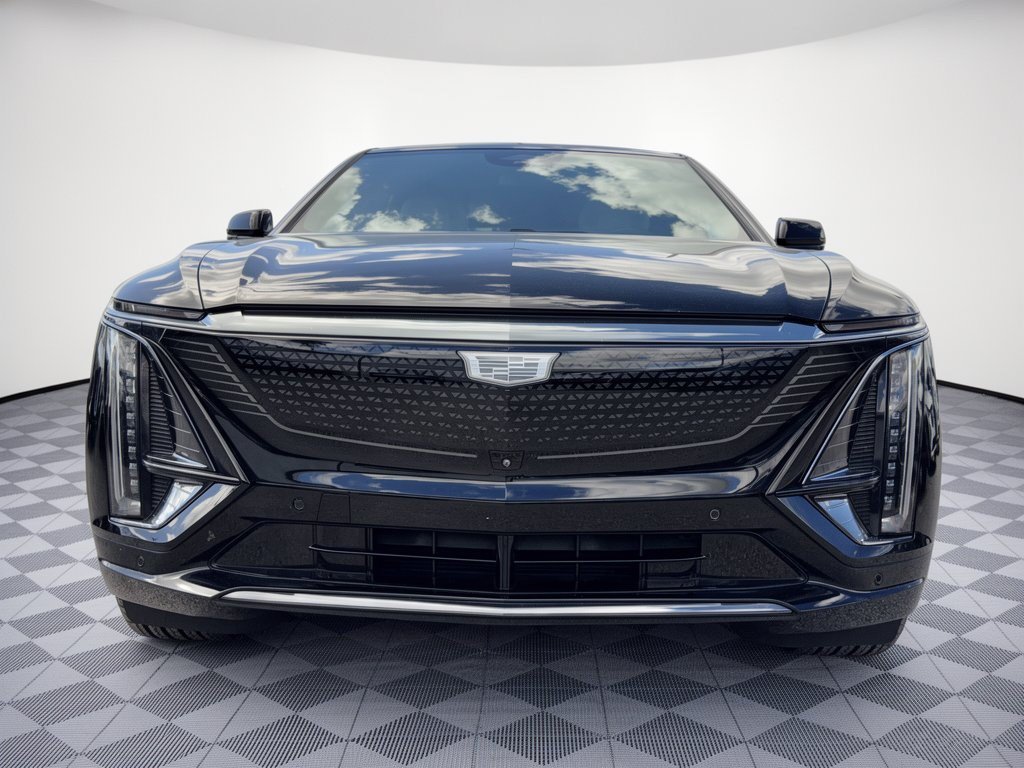 Used 2024 Cadillac Lyriq Sport w/ LPO, Floor Liner Package AWD/4WD image 6