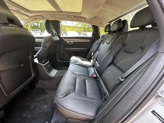 New 2024 Volvo S90 T8 Ultimate w/ Lounge Package image 9