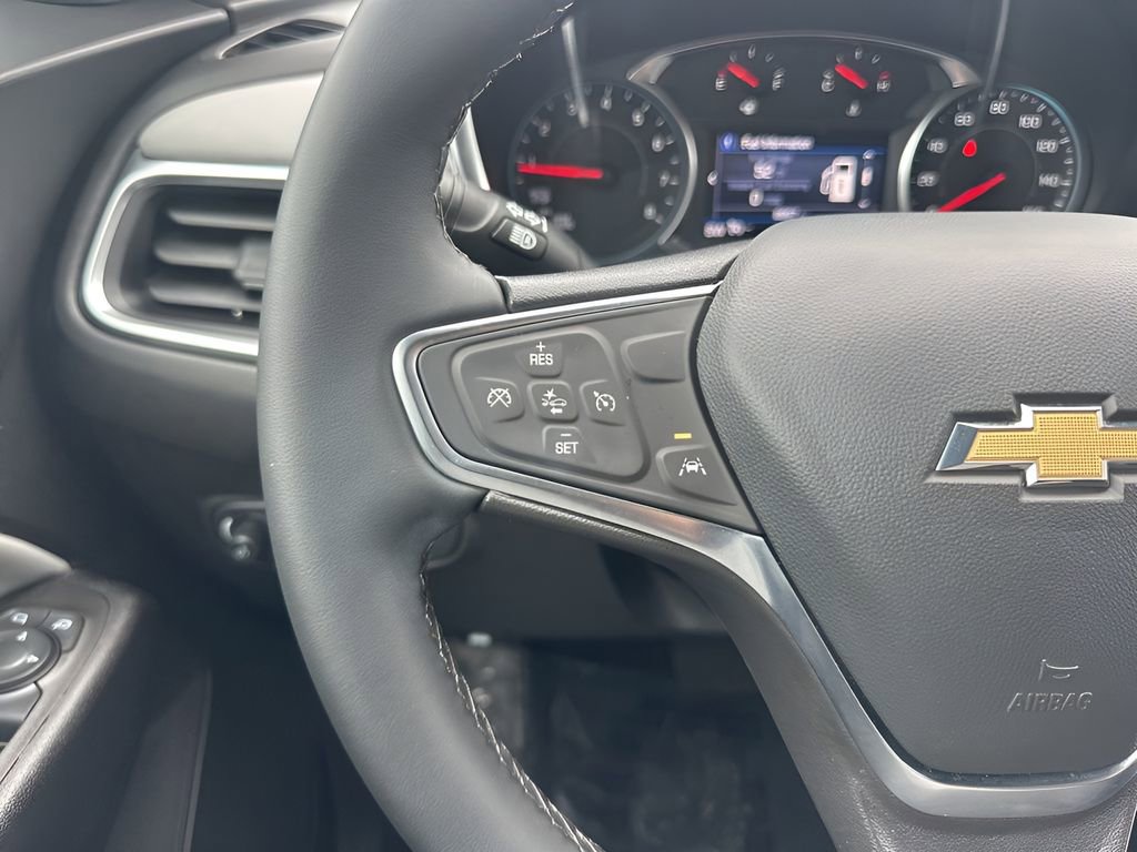Used 2024 Chevrolet Equinox LT w/ Driver Convenience Package image 14