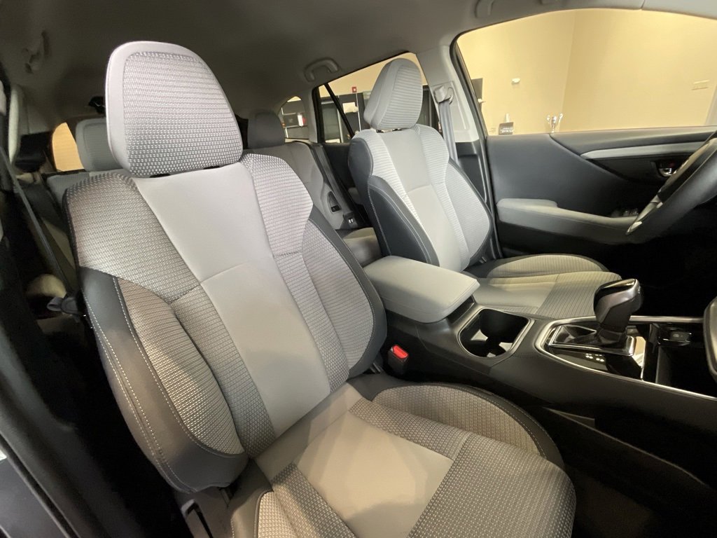Used 2024 Subaru Outback Premium image 18
