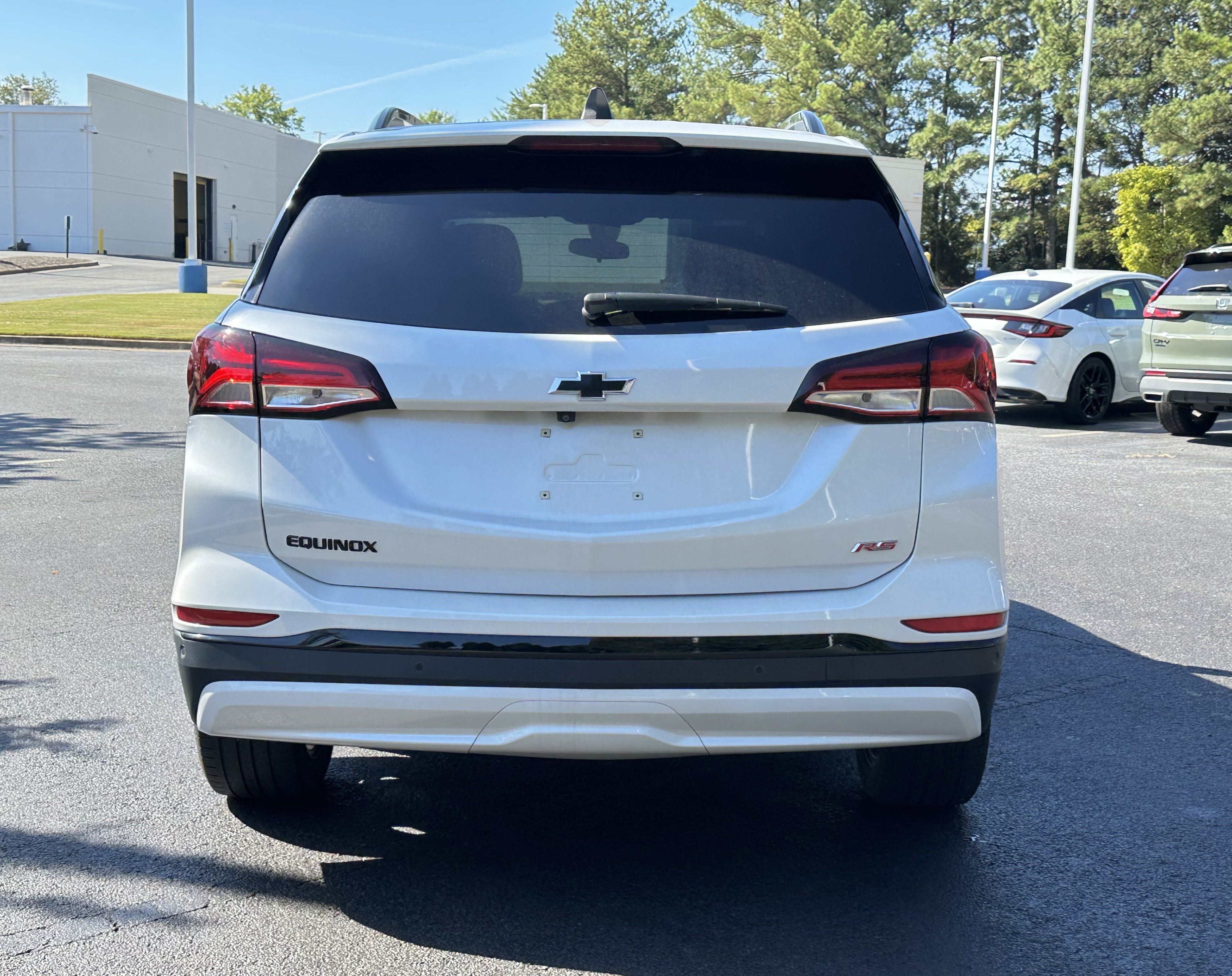 Used 2024 Chevrolet Equinox RS FWD image 10