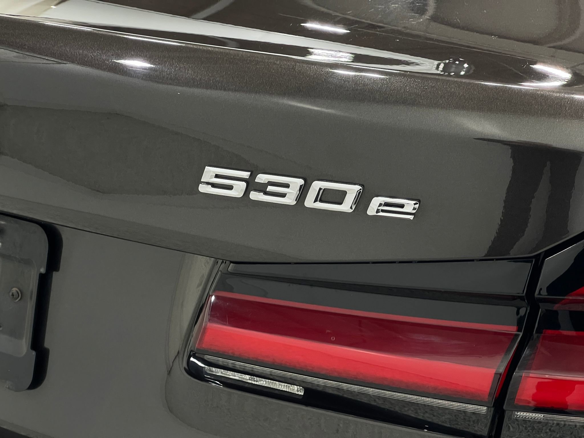 Used 2018 BMW 530e image 40