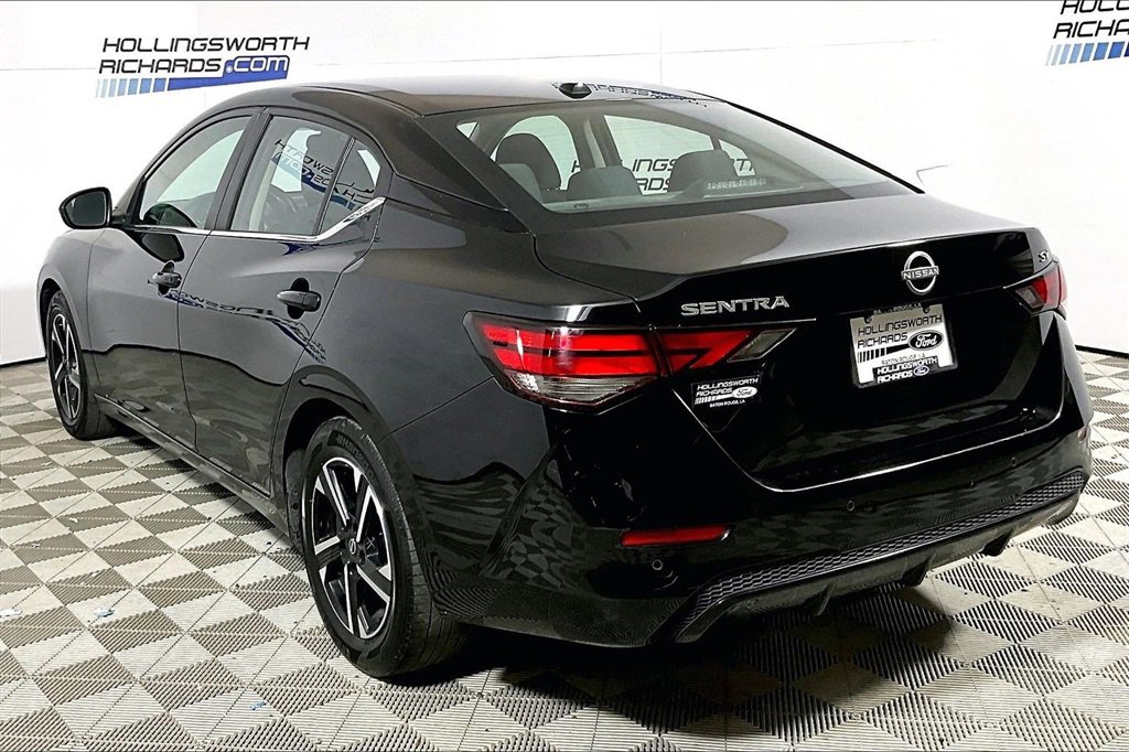 Used 2024 Nissan Sentra SV image 8